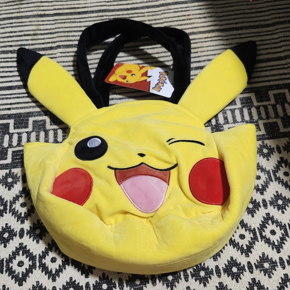 Bioworld Pikachu Bag
